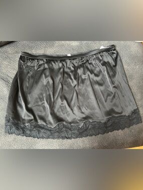 Black Lace-Trim Satin Half Slip